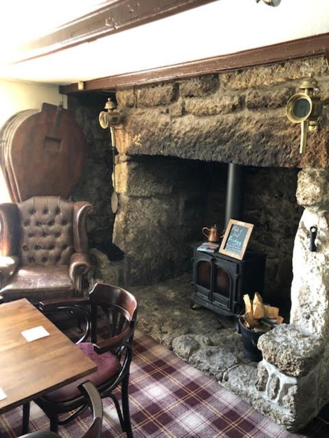 The Engine Inn 彭赞斯 外观 照片