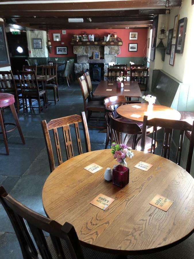The Engine Inn 彭赞斯 外观 照片